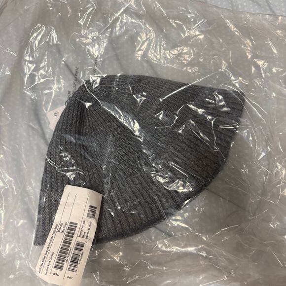 Brand New With Tags ALO Yoga Denim Knit Steel Grey/Anthracite Bucket Hat main image 9